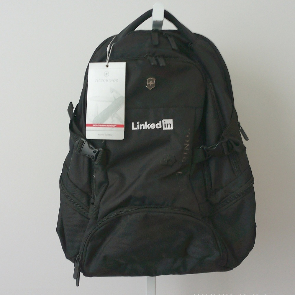 Victorinox Sporty Chic LinkedIn Laptop Travel Gear VX Sport Evo Backpack Black